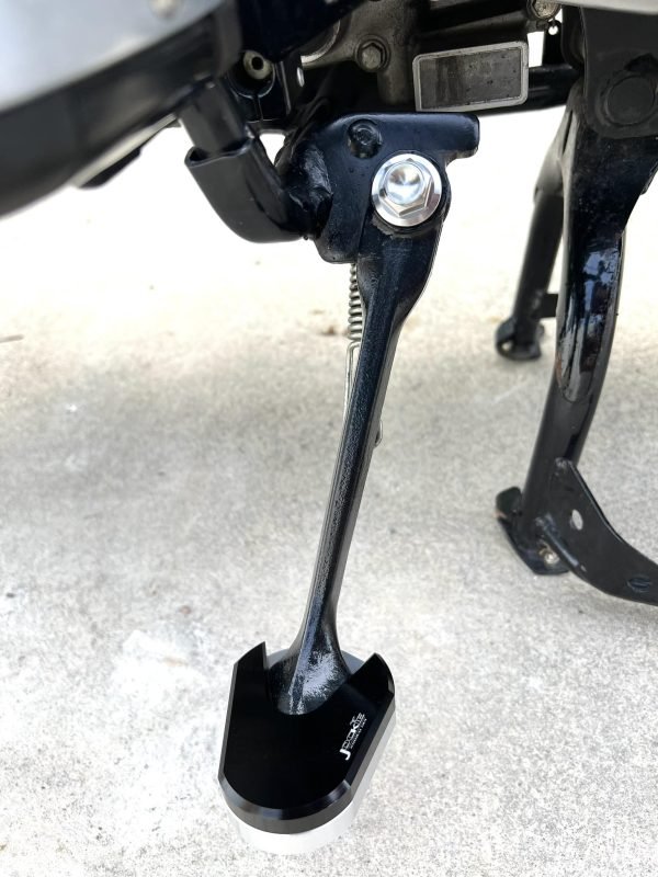 Honda Super Cub Site Stand Cover mounted on site stand.